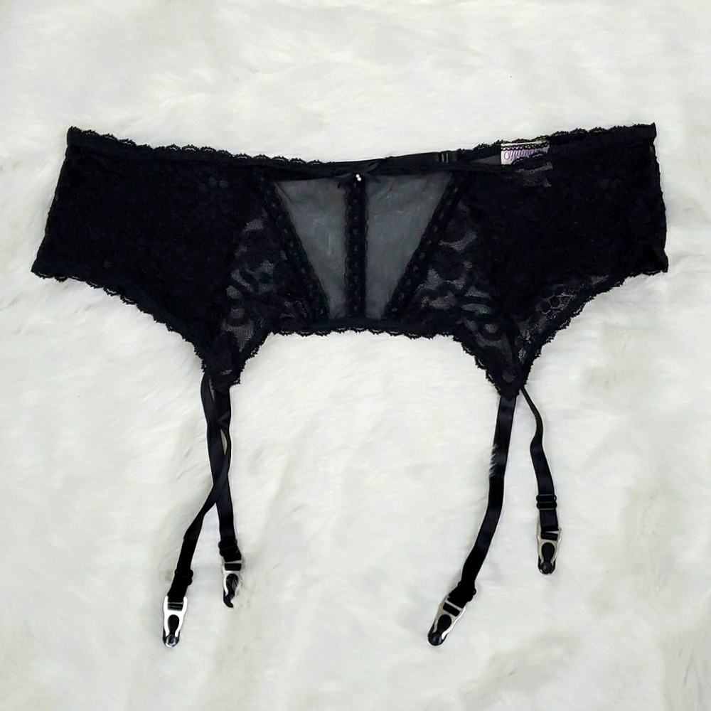 Vintage Intimate Attitudes Garter Belt black lace